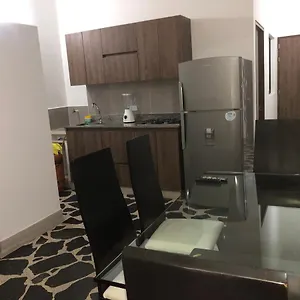  Apartamento Apartamento Amplio En Laureles, Excelente Ubicacion, 3 Alcobas 403